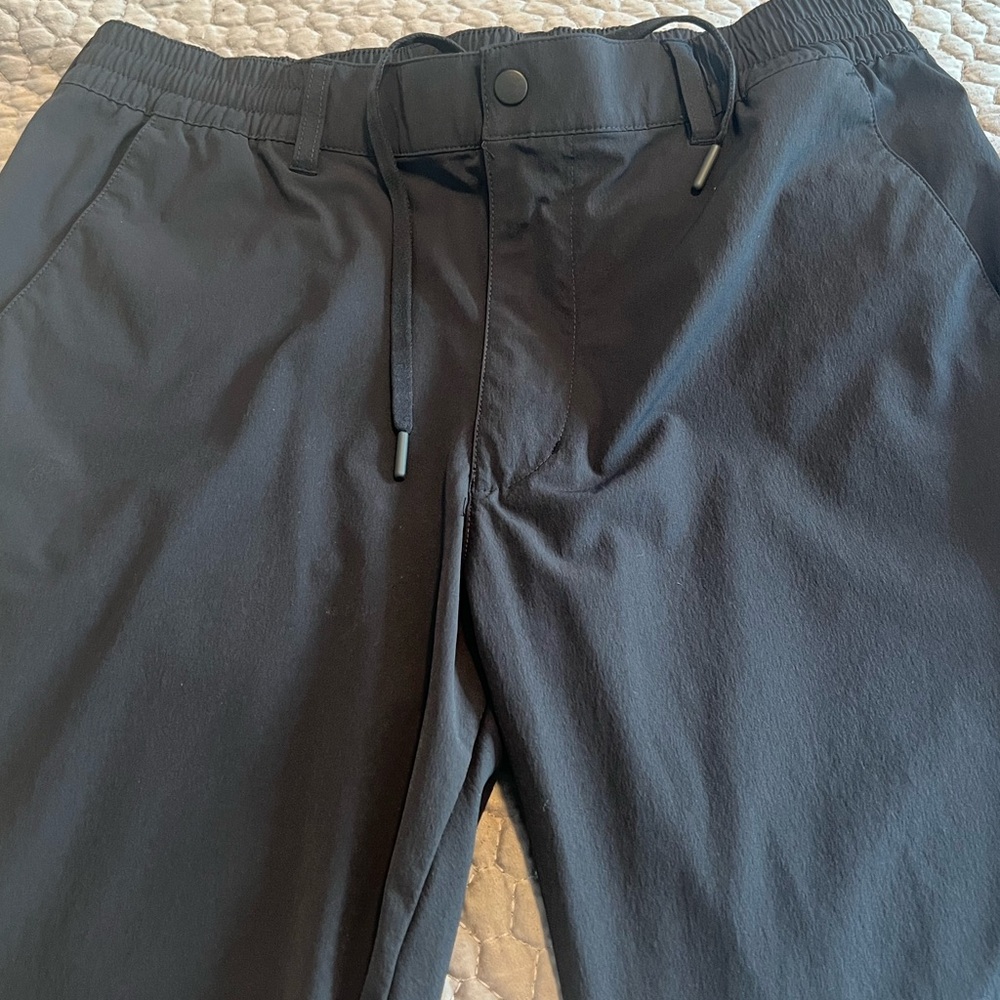 Uniqlo Men's Black Stretch Drawstring Pants